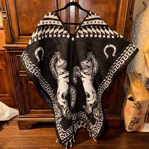 Black and White Wild Horses Mexican Poncho - Picture 1 of 3